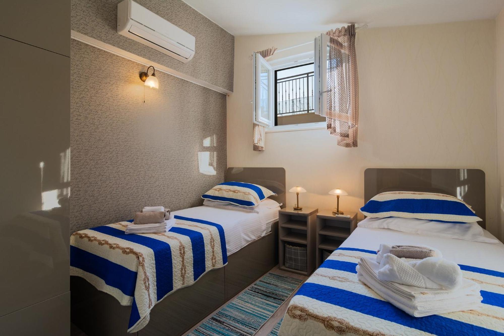 Kuca Za Odmor R&A Vila Podstrana Exterior foto